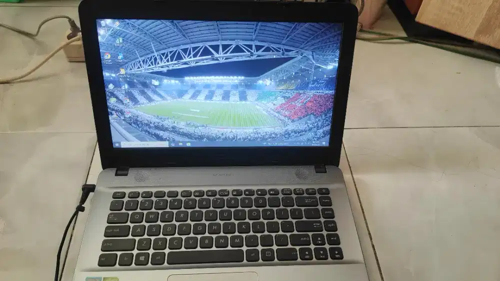Laptop Asus X441U