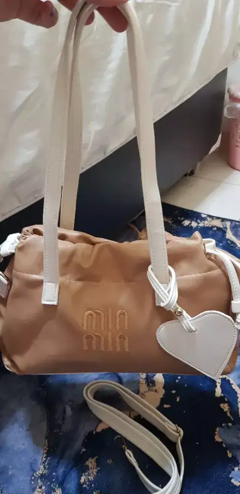 Tas Longhand Miumiu