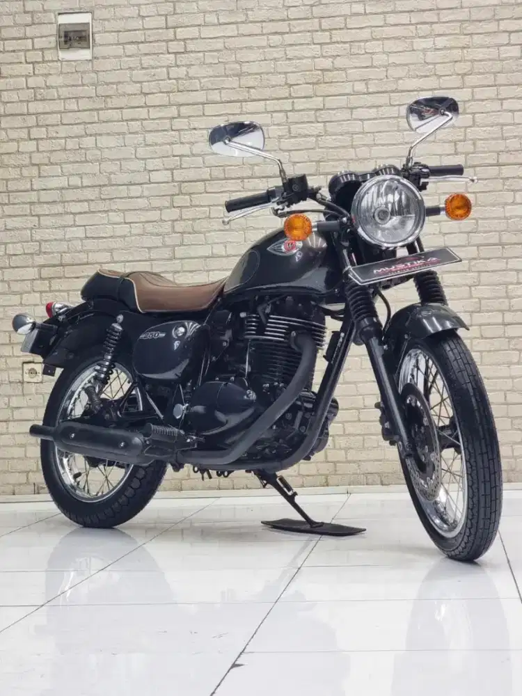 KAWASAKI ESTRELLa W250 2019 - Chintia Mustika