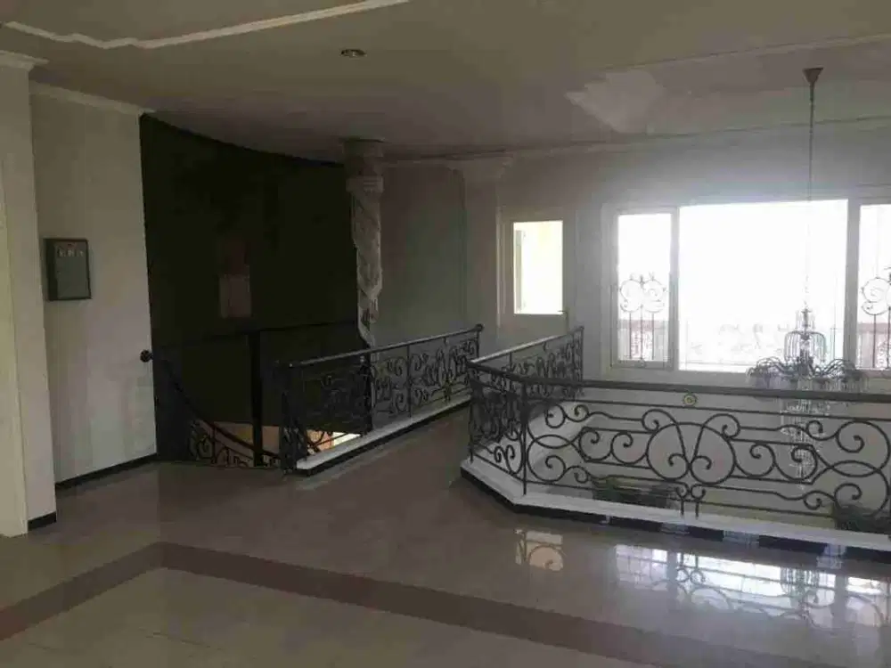 Rumah 2 Lantai Siap Huni Dharmahusada Indah Barat