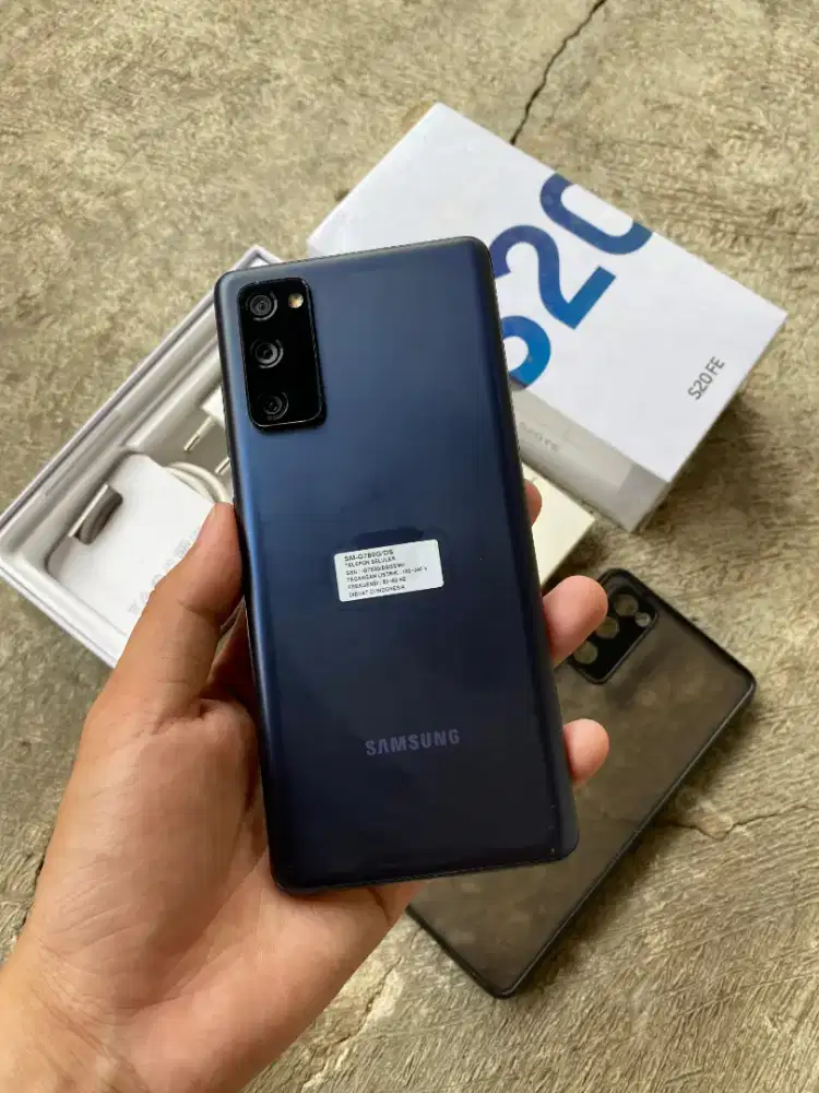Samsung S20 FE sein 8/128 fullset original