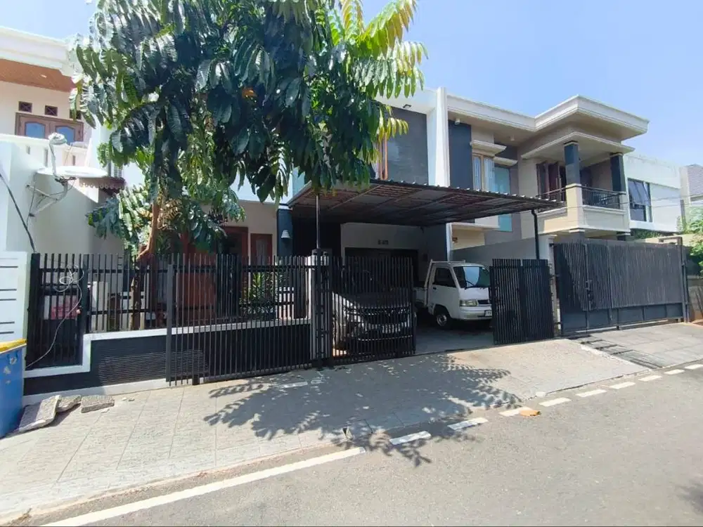Rumah siap huni BU lokasi super strategis di Jakarta Pusat