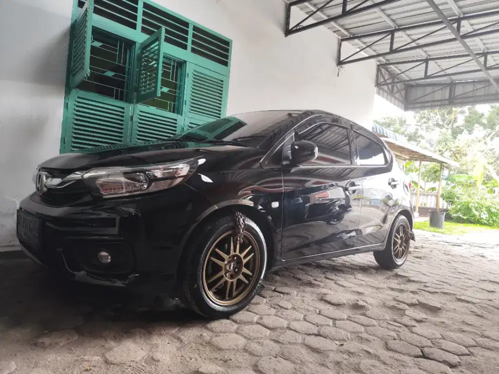 Honda Brio e 2022 M/T