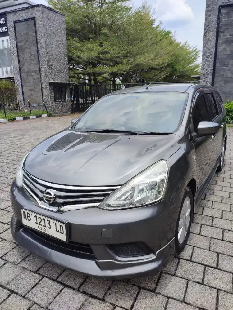 Livina facelift SV