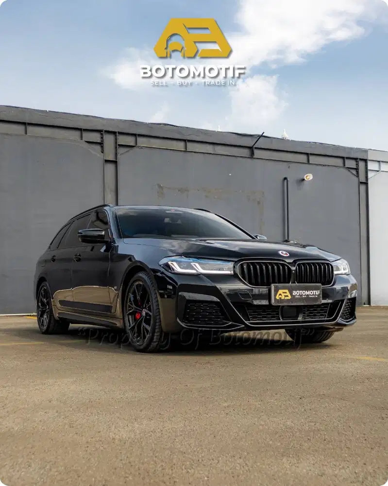 BMW 530i M Sport Pro Touring G31 LCI Black 2023