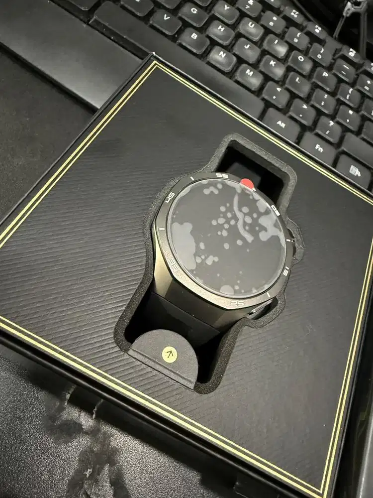 Smartwatch Huawei GT 5 Pro (Buka Segel)