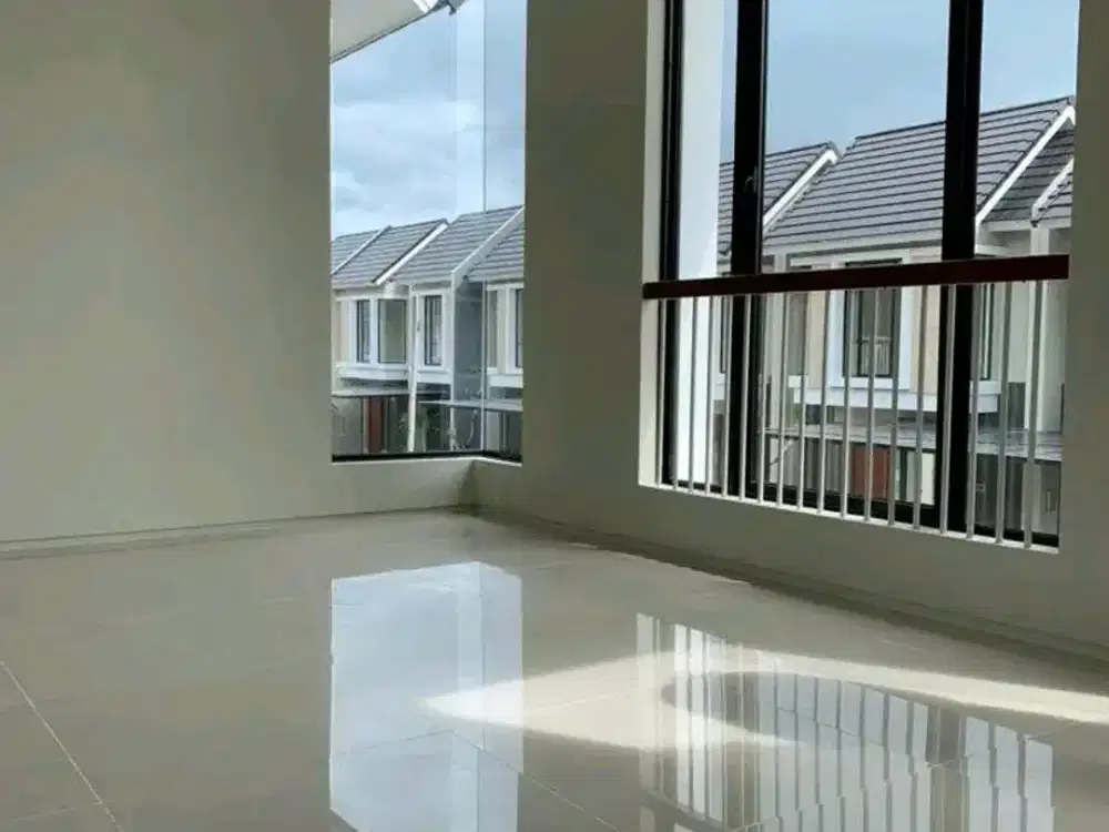 RUMAH NORTHWEST HILLS CITRALAND SURABAYA AREA NYAMAN RON.A1015