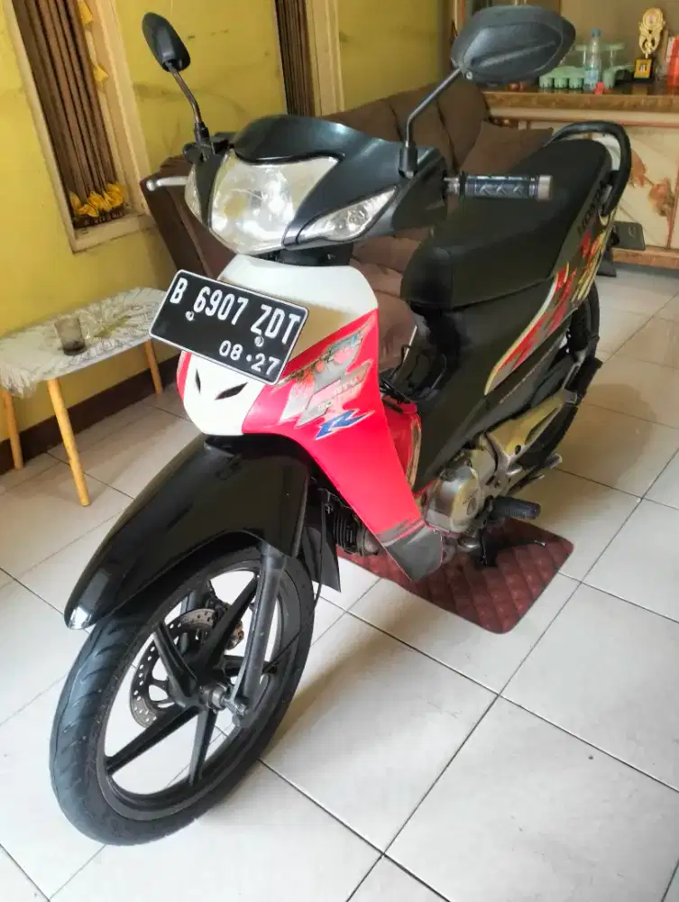 Honda Supra fit x pajak hidup