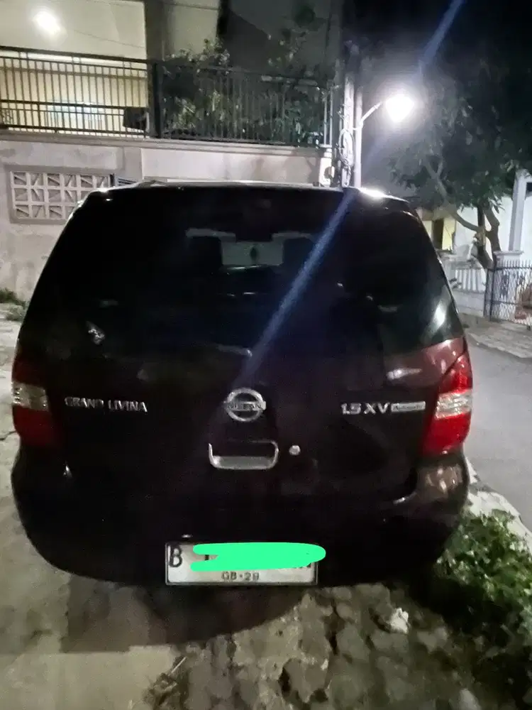 Nissan Grand livina 2011 Bensin
