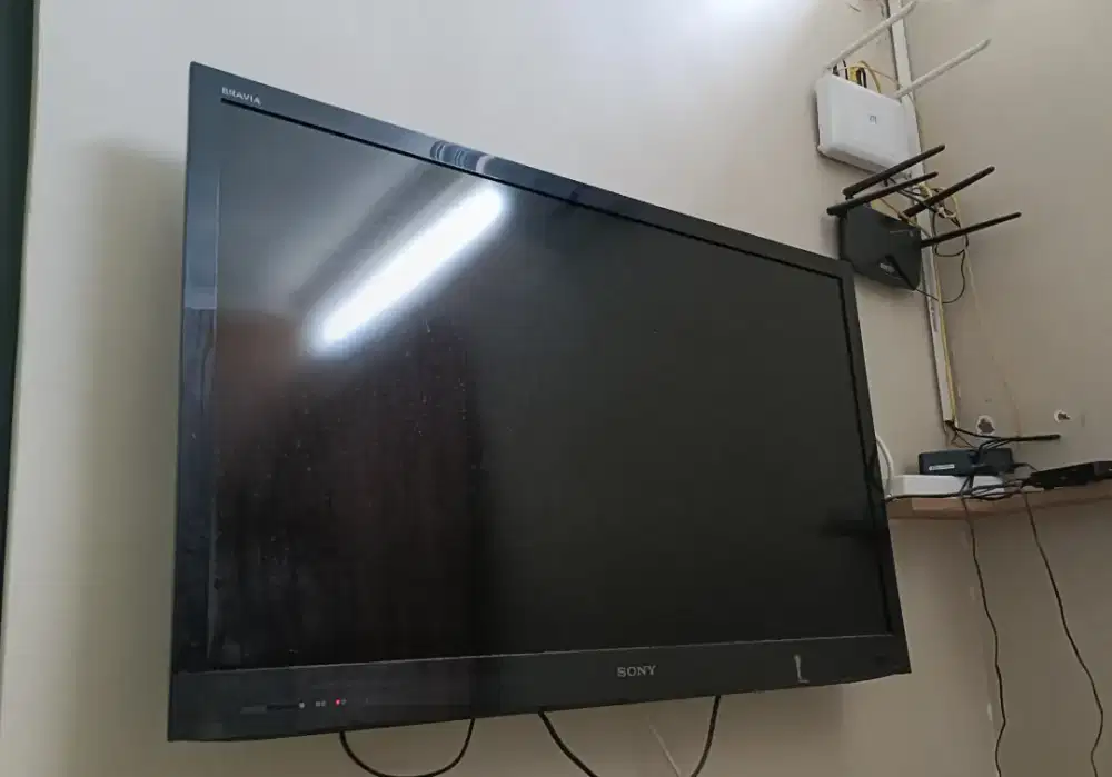 TV LCD Digital Sony KDL-4OEX720
No seri 2027513