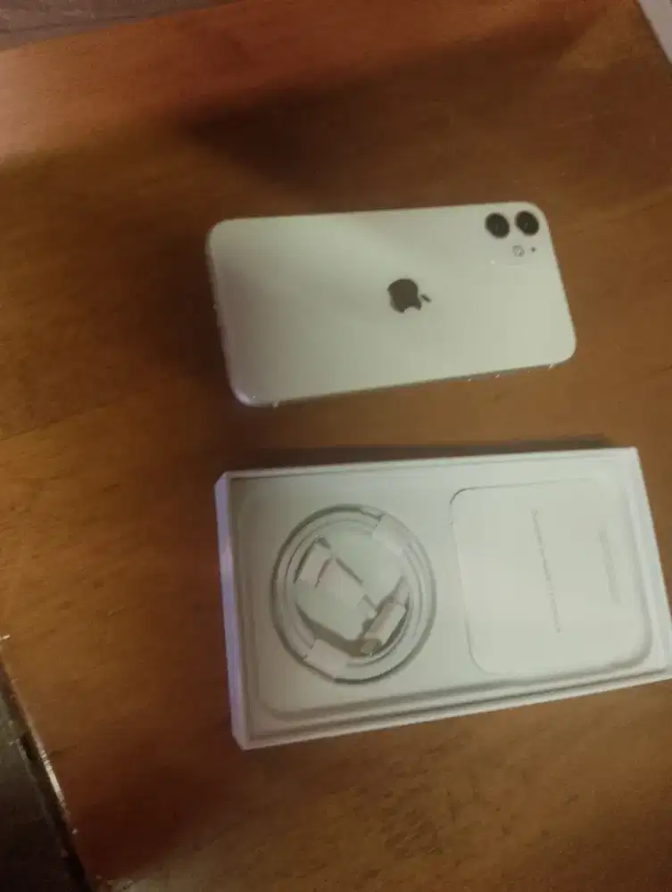 Iphone 11 128gb pemakaian