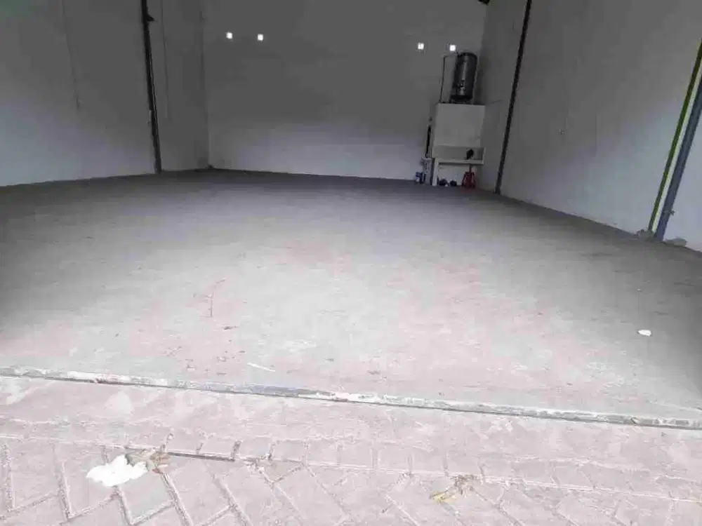 Disewakan gudang di Wiyung di Surabaya Barat