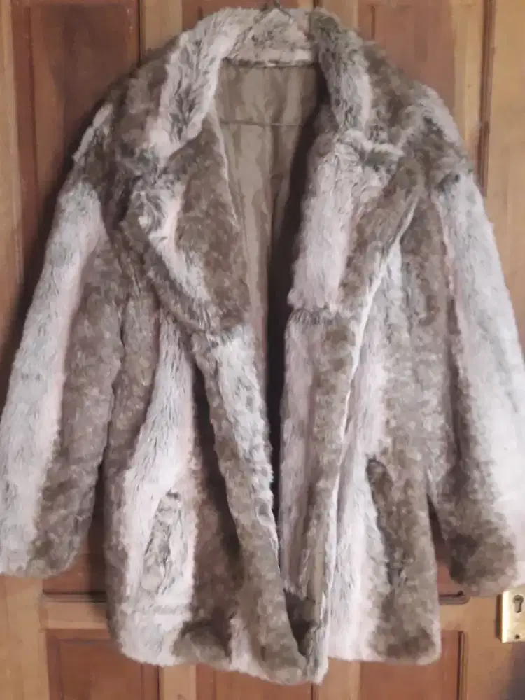 Jaket bulu / mantel bulu / fur coat