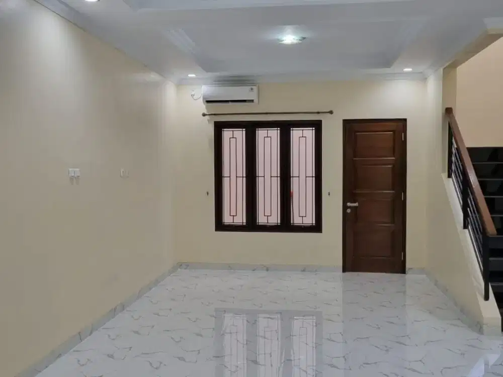 Disewakan Rumah Cantik di Boulevard, Cluster Favorit Kota Wisata Cibubur