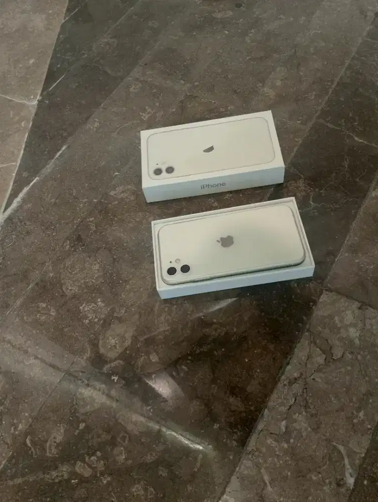 Iphone 11 128gb warna juga okey punya