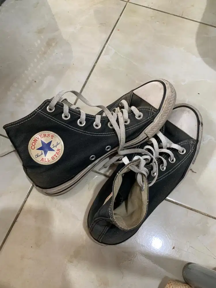 Sepatu Convorse
