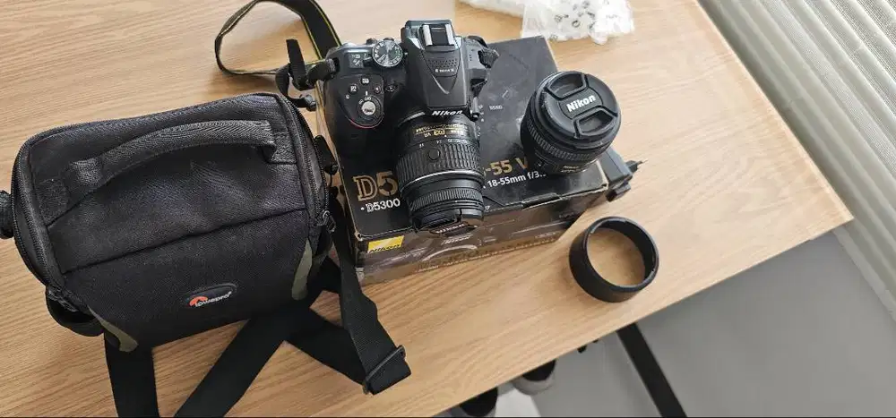 Nikon D5300 bonus lensa nikkor AF-S 50 mm 1 : 1.8 G