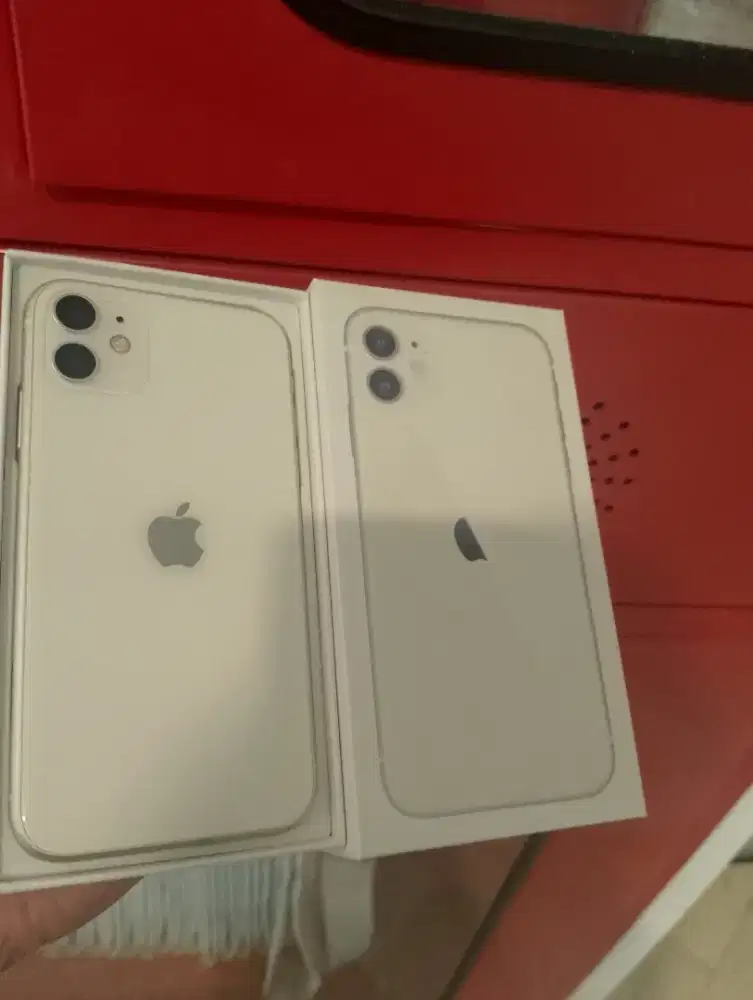 Iphone 11 128gb tangan pertama