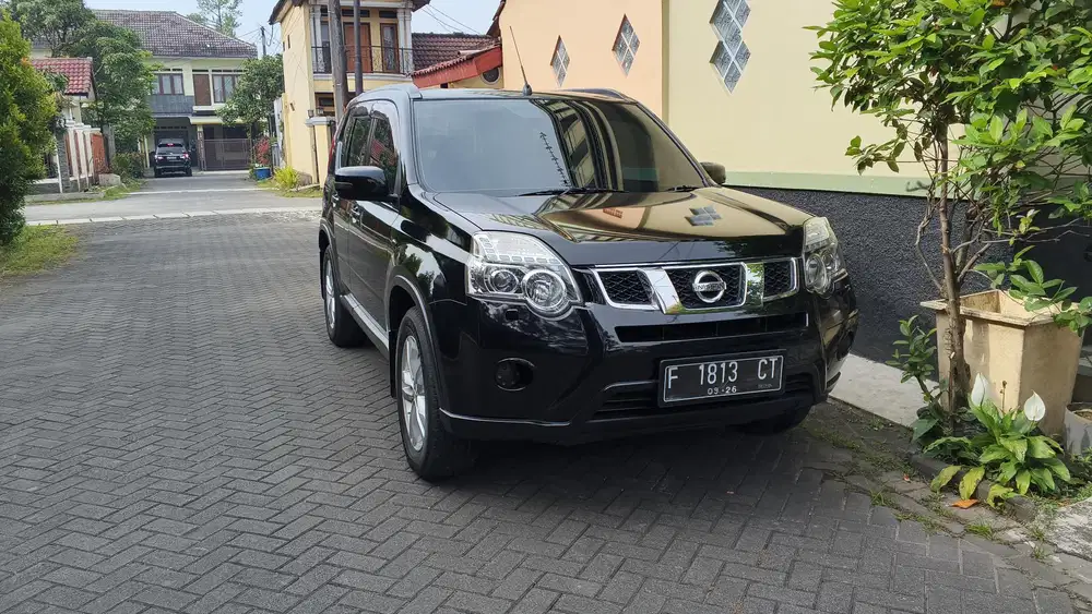 Nissan X-Trail 2011 Bensin
