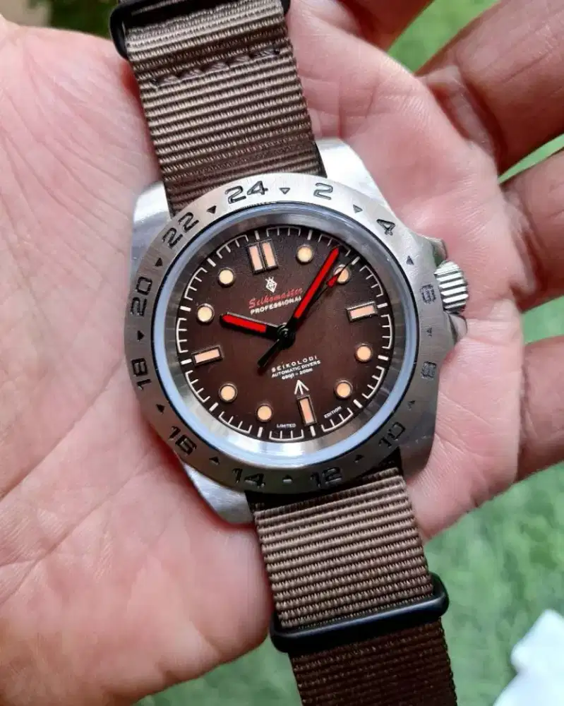 Seiko mod vintage explorer 39mm nh35 movement automatic