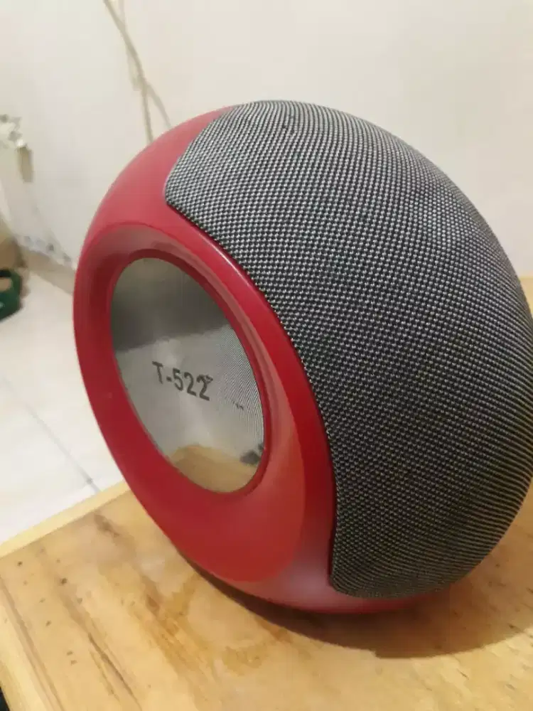 Speaker blutoth