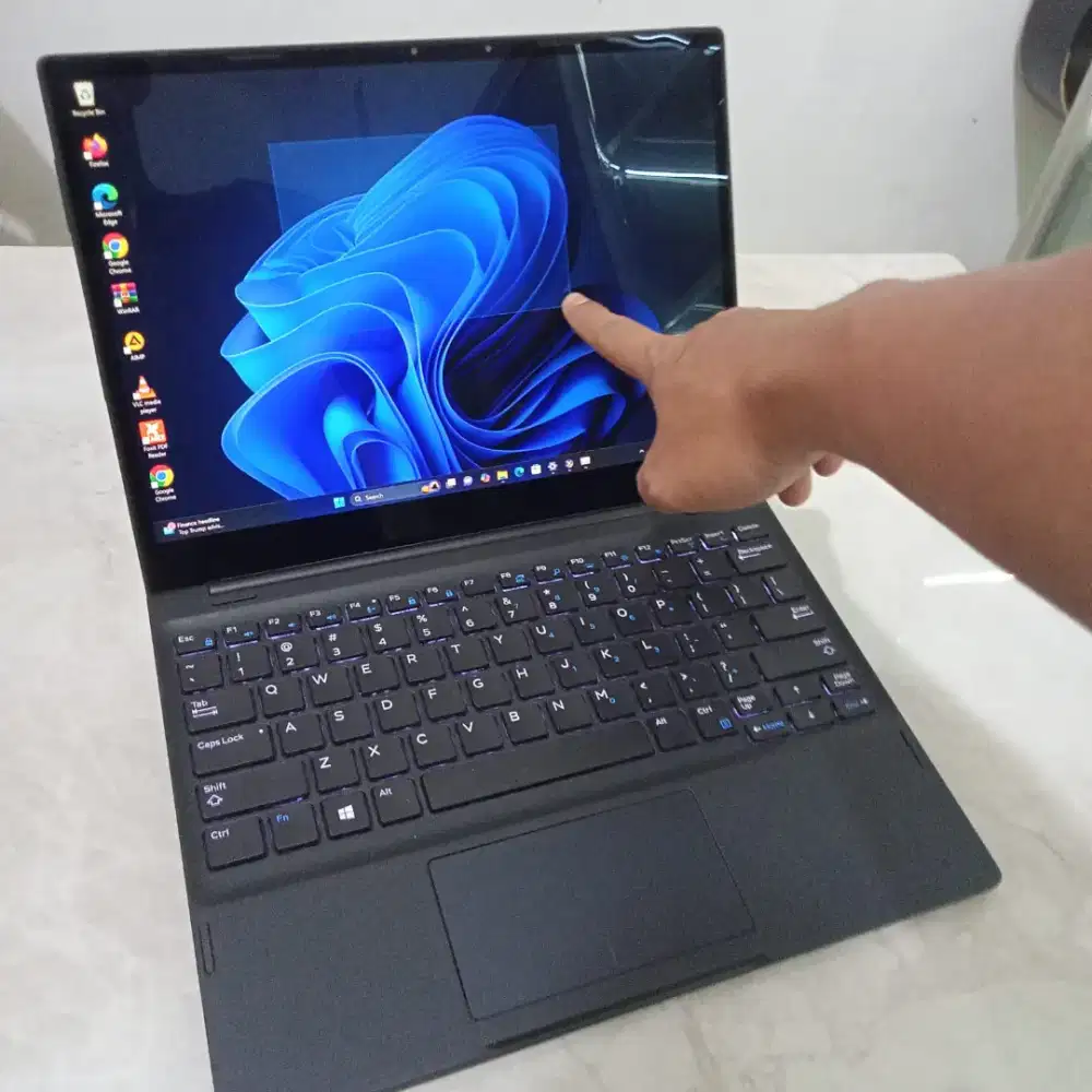 DELL LATITUDE 7285 CORE I7 GEN 7 TABLET 2 IN 1