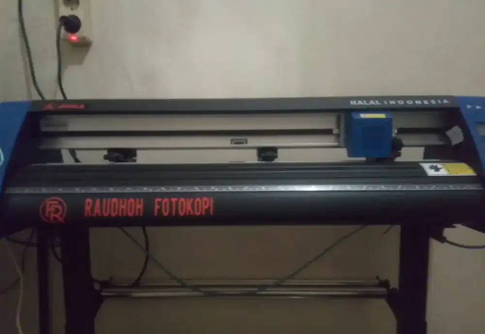 Mesin cutting sticker JINKA PE PRO 723