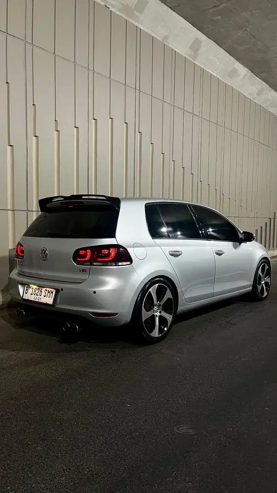 Volkswagen Golf 2011 Bensin