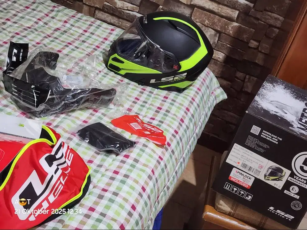 Helm Modular LS2 Metro Evo Fullset