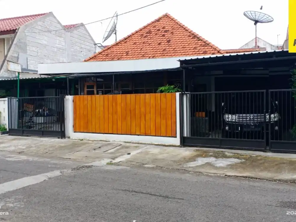 Dijual Rumah di Jalan Cisadane Surabaya Pusat