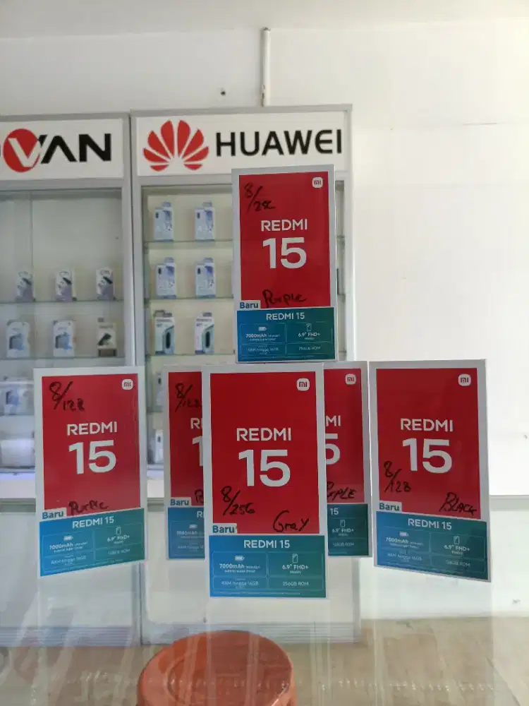 Redmi 15 (8/256) GB Baru Resmi Xiaomi¹⁰