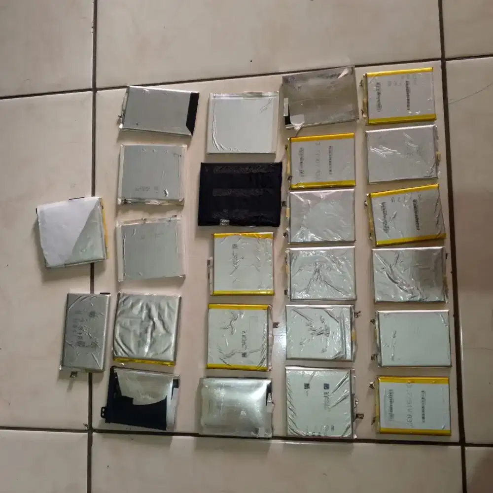 Baterai polimer copotan laptop