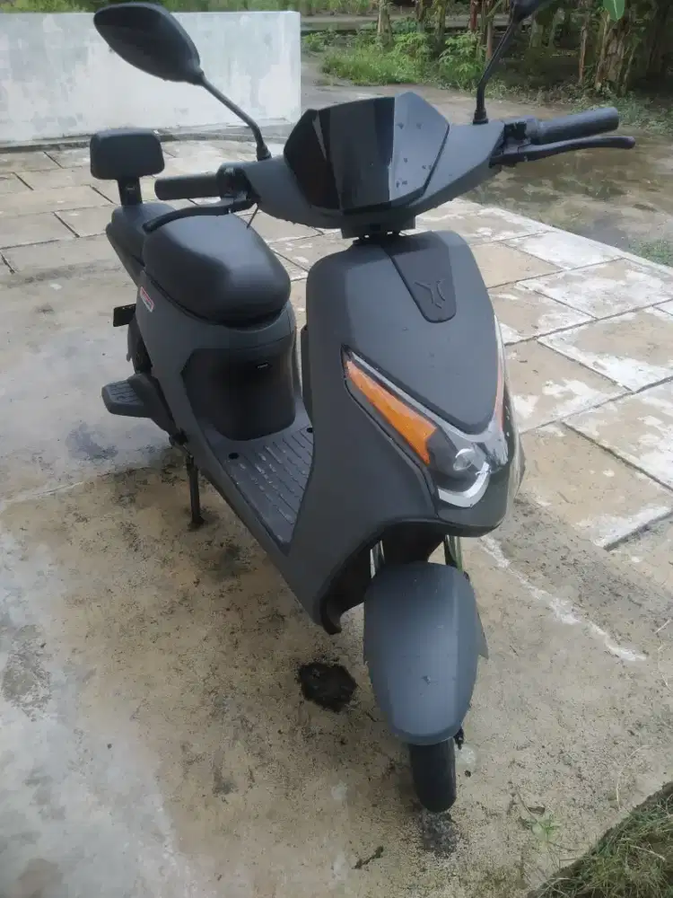 Sepeda listrik unwinfly D65