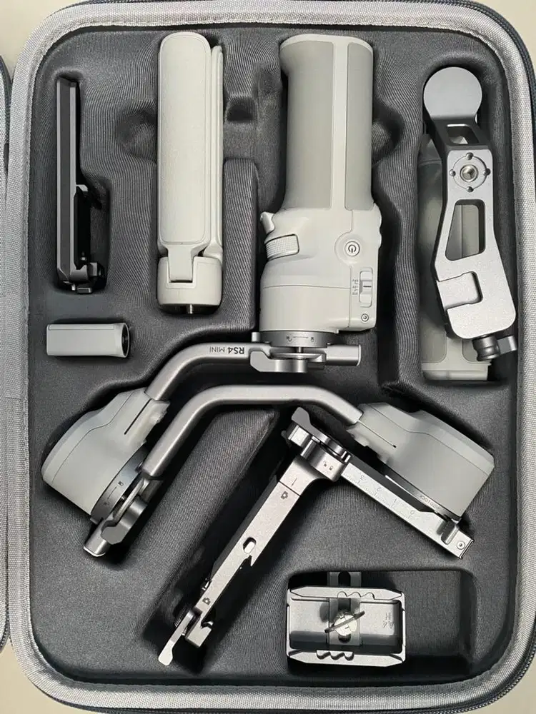 DJI RS4 Mini (COMBO)