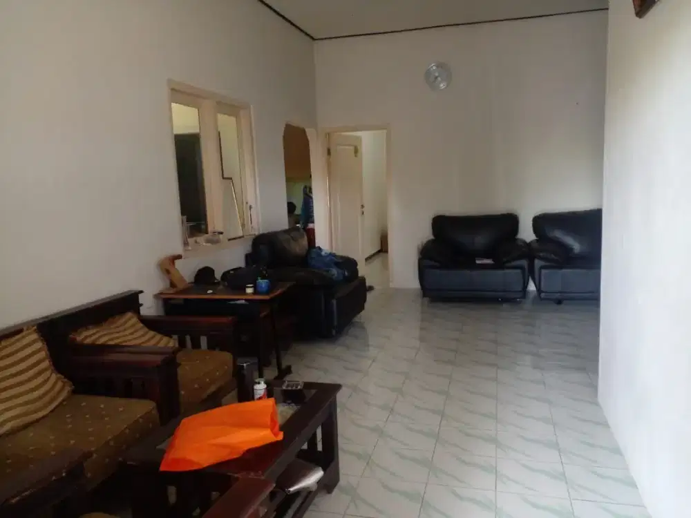 Dijual Rumah Cantik Siap Huni  Berlokasi di Kediri, Jawa Timur