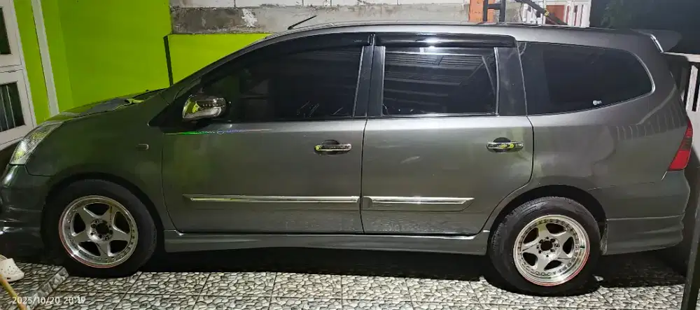 grand livina 2007 xv 1.8 cc