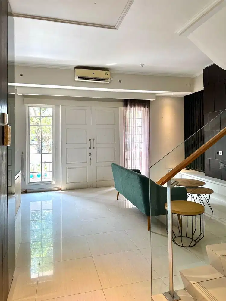 MEWAH POL! DISEWAKAN APARTEMENT RIVERA MANSION WATERPLACE SEMI FURNISH