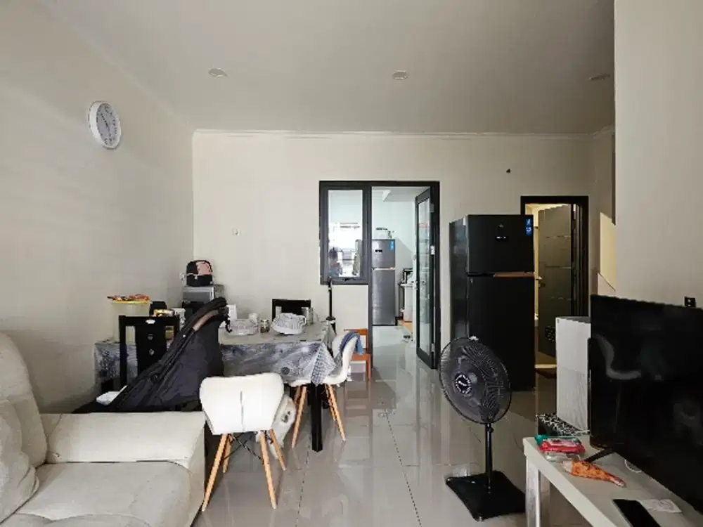 Rumah 2 Lantai.siap huni lokasi Gading serpong. tangsel.