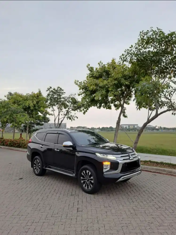 [ LOW Kilometer] Pajero Dakkar 2021 Sunroof