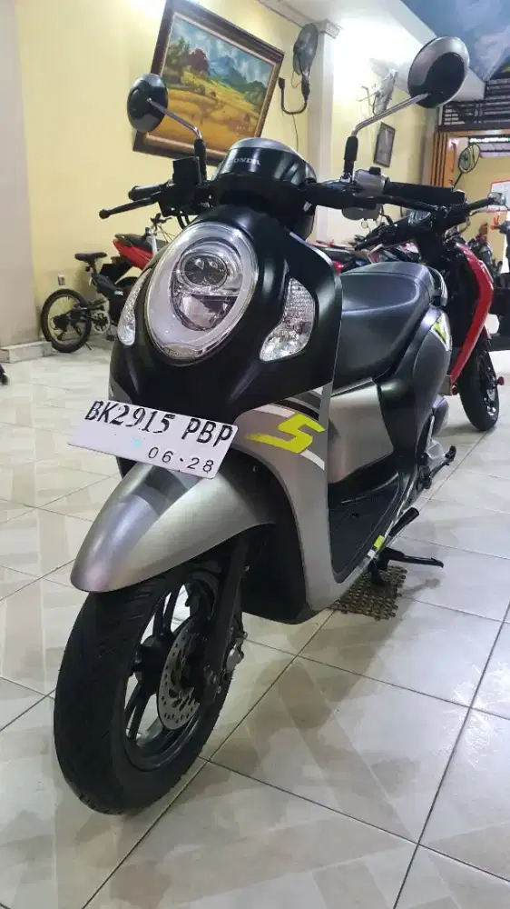 New Scoopy Sporty 2023 Cantik Spti Baru-Odomtr 10.000 KM-plaza motor
