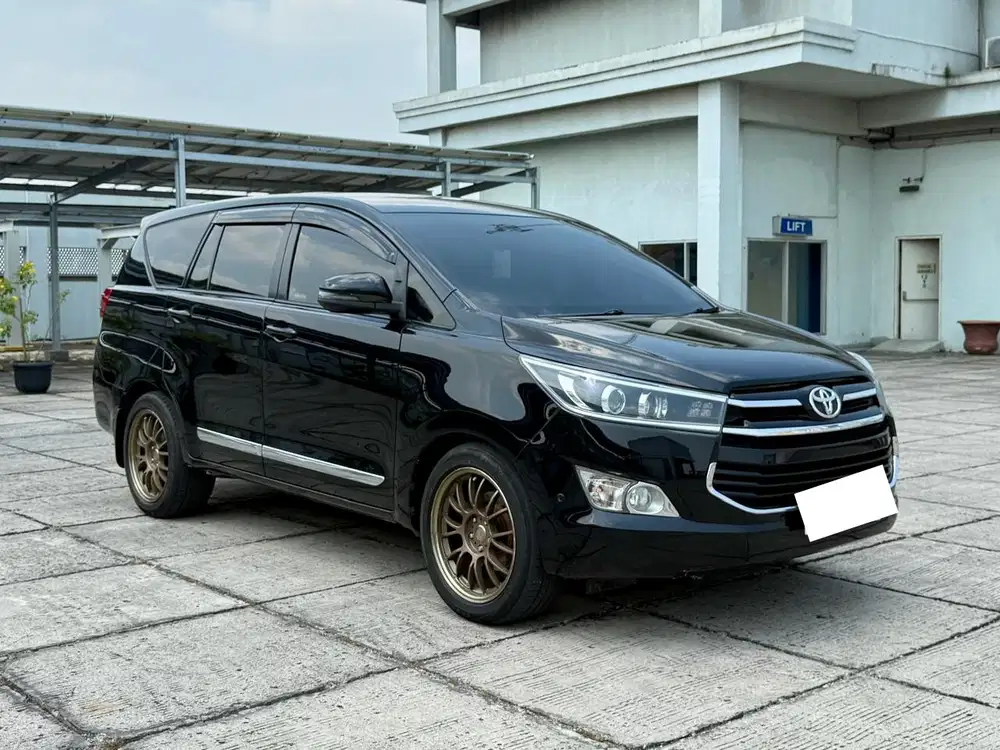TOYOTA KIJANG INNOVA INOVA 2.4 V AT 2018 Diesel