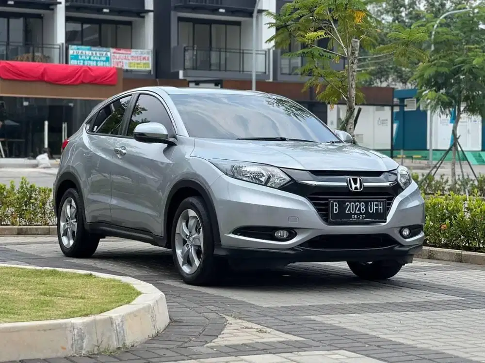 ANTIK KM 20RB!! Honda HRV 1.5 E AT 2017 - Silver