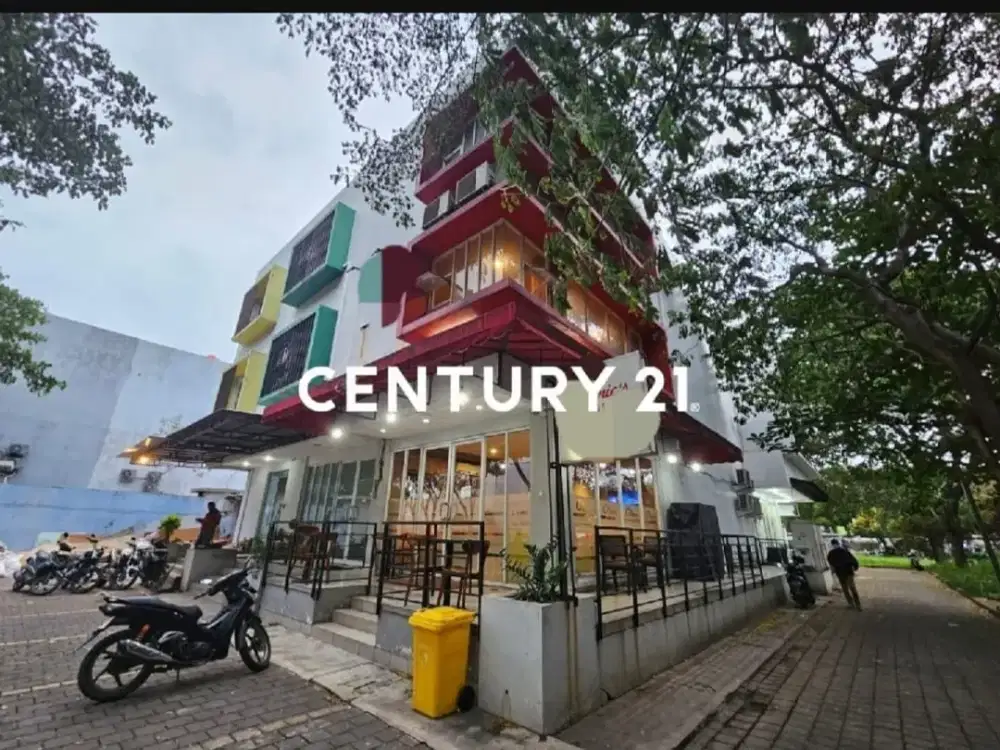 Dijual Ruko 3 Lantai Murah Include Peralatan Cafe di Sentra Timur, Cakung