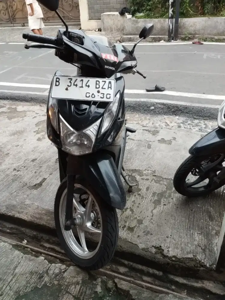 Jual honda beat 2014