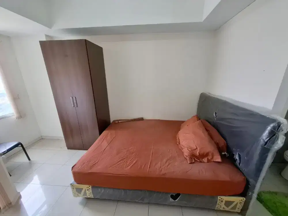 Disewakan Apartemen Green Lake Sunter Tipe Studio Semi Furnished