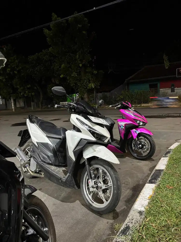 Vario 125 led old