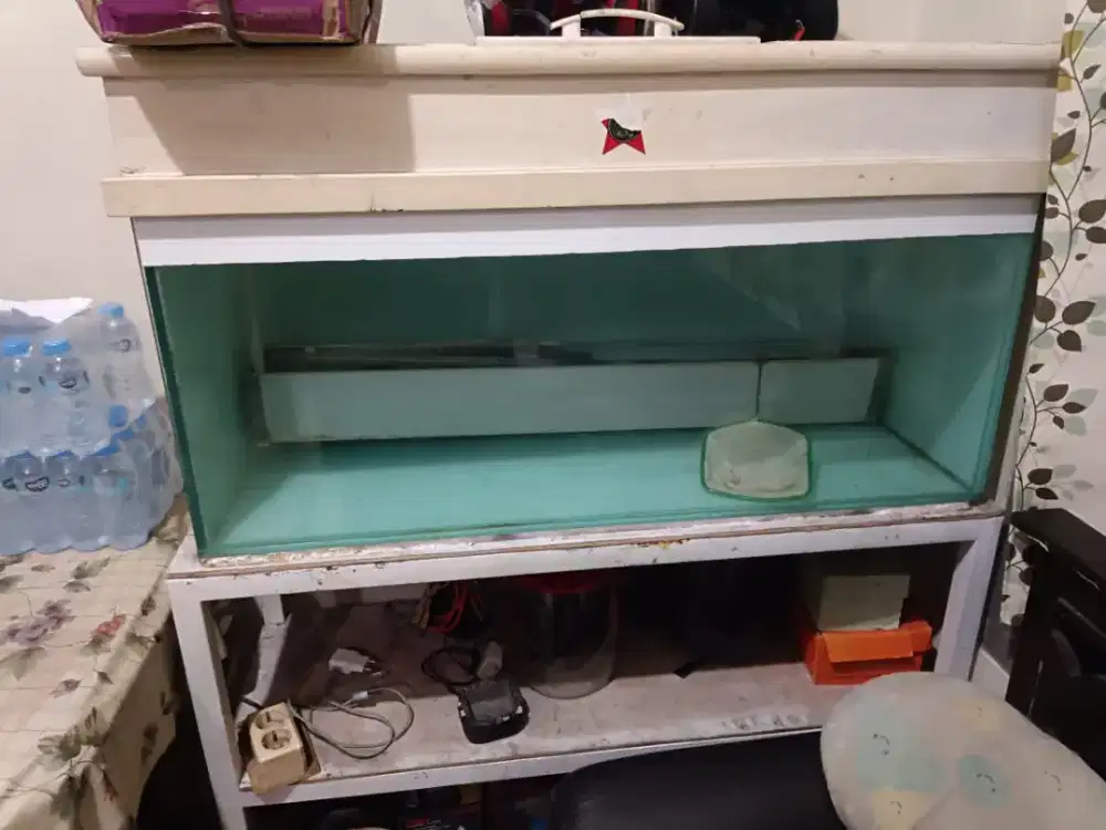 DIJUAL CEPAT AQUARIUM