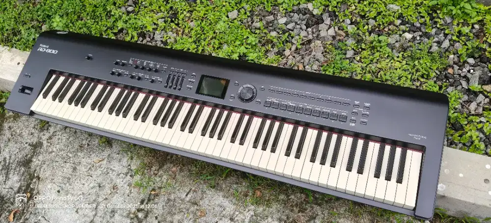 ROLAND RD800 stage digital piano, bekas, SEGEL