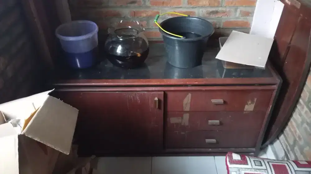 Bufet Jati kaca