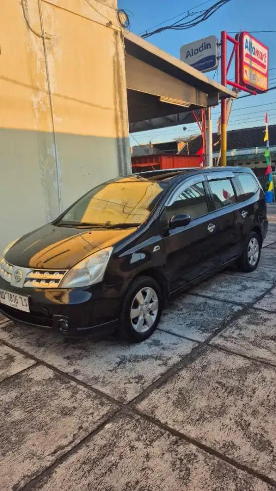 Grand livina xv matic 2008